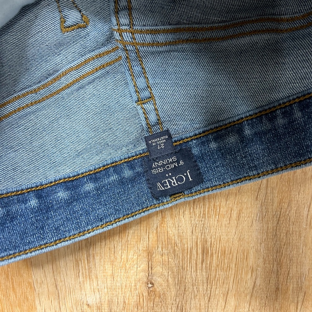 J CREW high rise button fly, 9” mid rise skinny jean. Size 27. - Picture 4 of 5